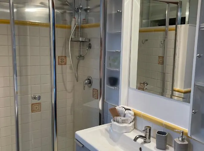 Appartement In&out - Mostacciano, Eur